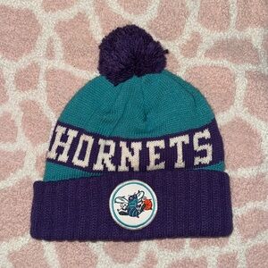 Hornets Mitchell & Ness beanie